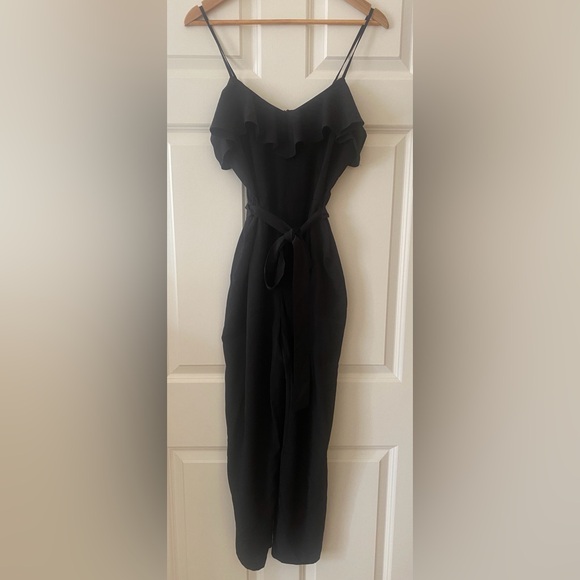 Banana Republic Ruffle V-Neck Jumpsuit Romper Size 4P NWT BLK Classic Minimalist - Picture 5 of 12